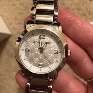 Brand new Michael Kors stainless steel watch